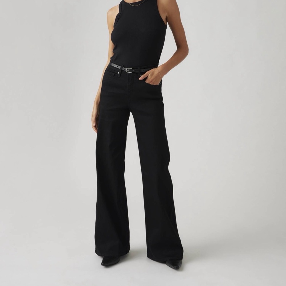 Levi’s 318 Shaping Wide Leg Jeans - Black 27W / 32L
